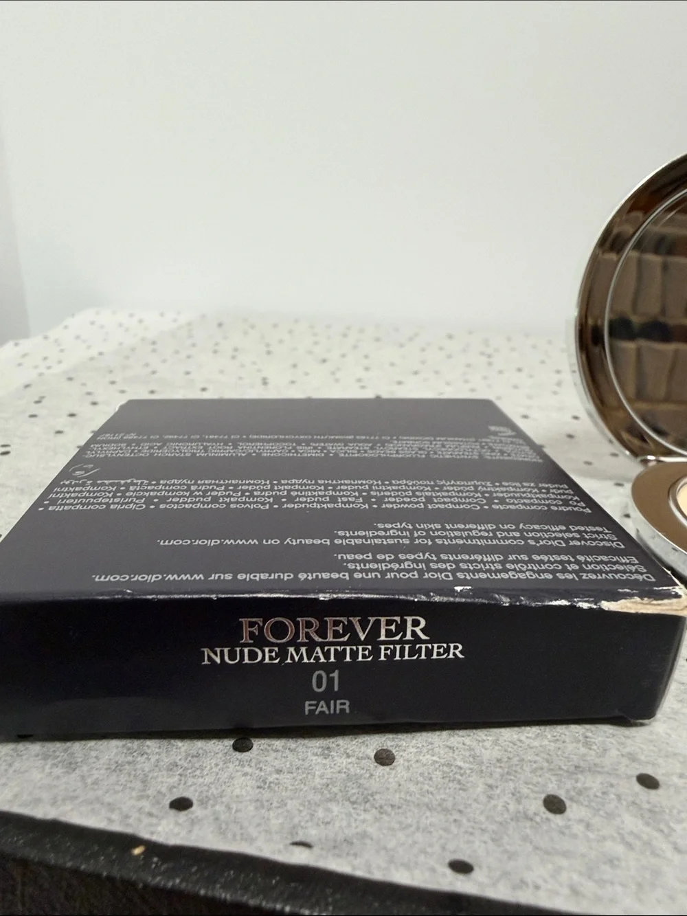Dior 01 fair Quilted Compact Silver CD Emblem setting powder forever nude matte - Picture 3 of 5